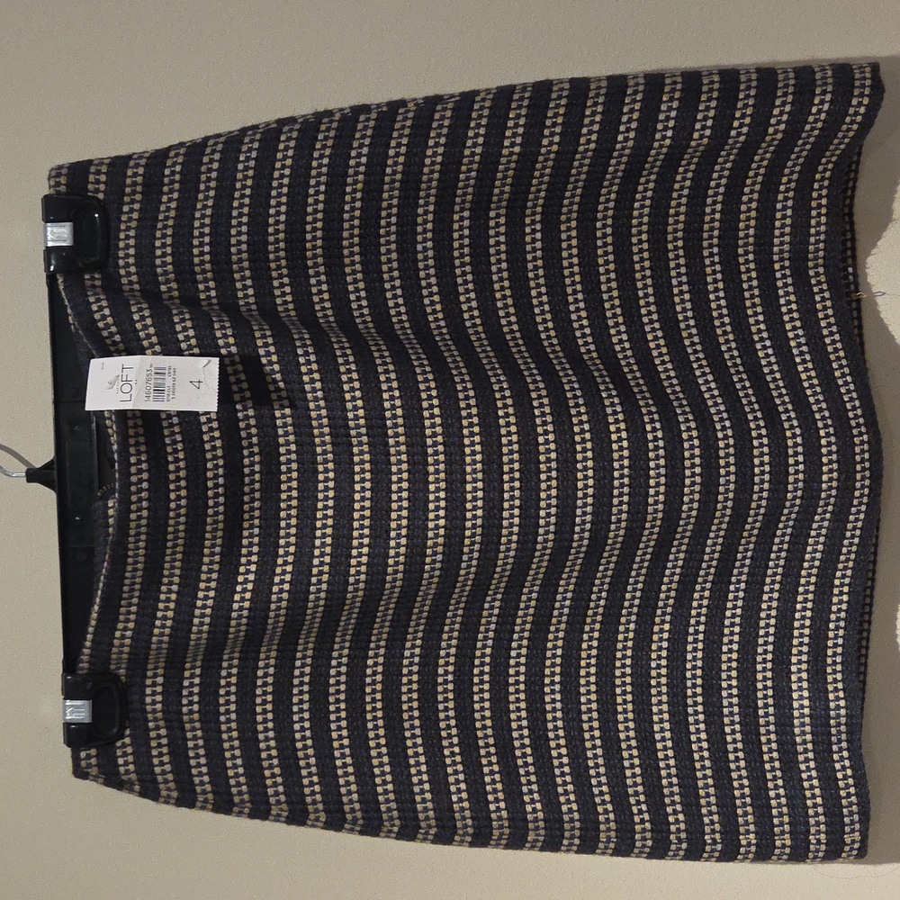 NWT Loft Tweed Skirt